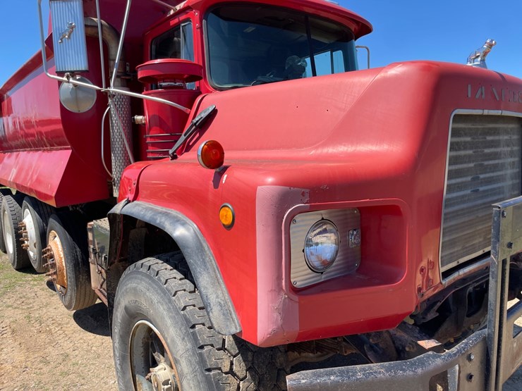 mack-dm688s-image-7