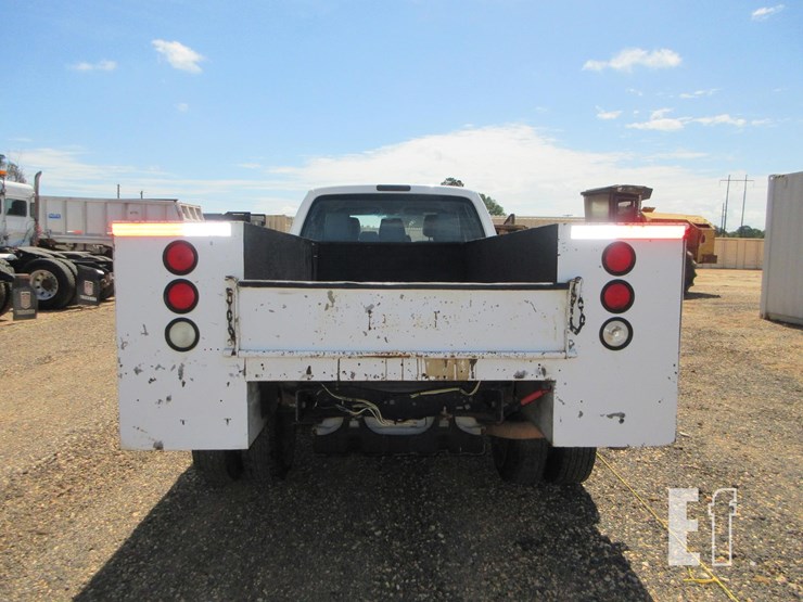 2016-ford-f350-image-3