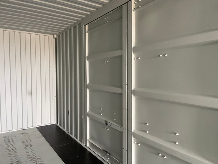 #1002-•-40'-high-cube-multi-door-single-use-shipping-container-image-10