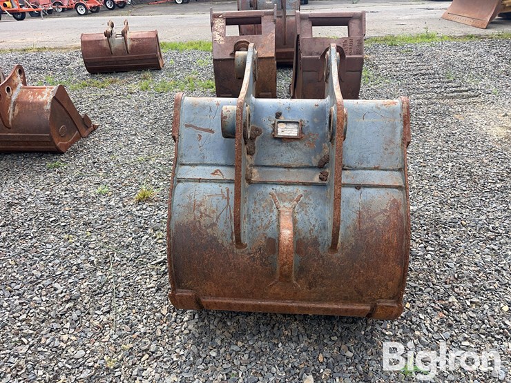 strickland-pc138-36-36”-excavator-bucket-image-6