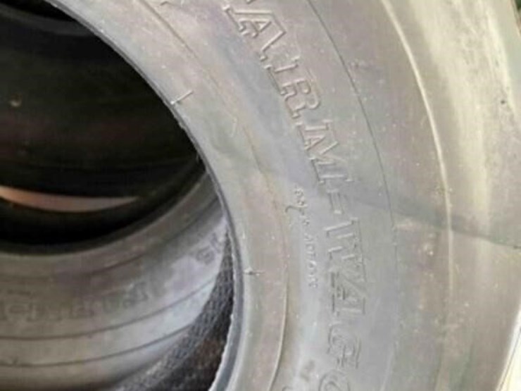 2-farm-wagon-9.5x15-tires-new-image-2