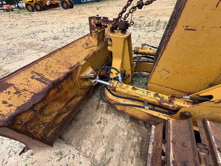 caterpillar-d3c-image-17