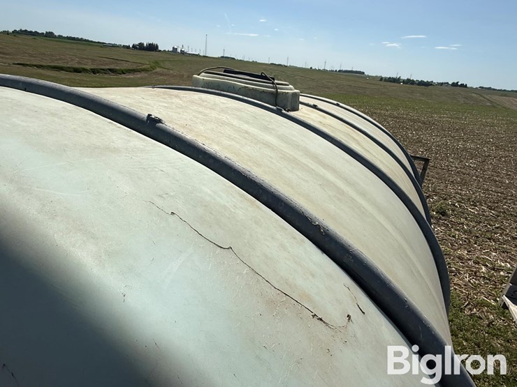 nurse-trailer-hayrack-w/-2,550-gal-poly-water-tank-image-14