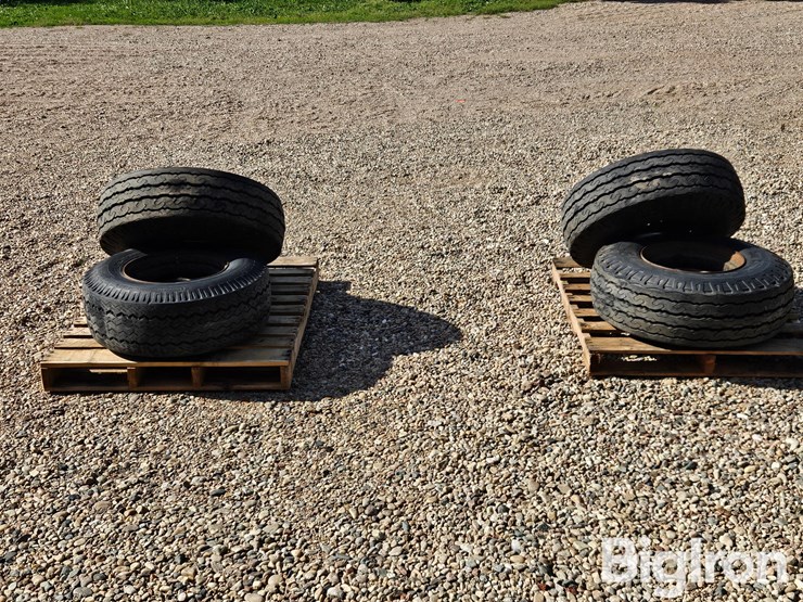 12-16.5lt-tires-on-8-bolt-rims-image-7