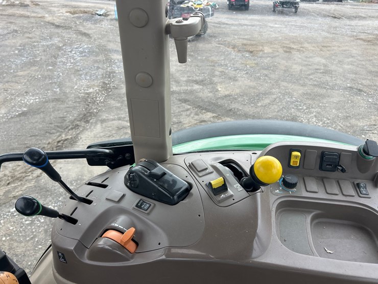 john-deere-5115m-image-15