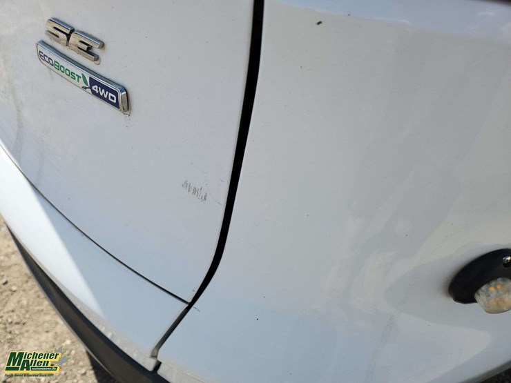 2016-ford-escape-se-image-34