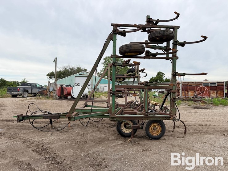john-deere-1610-image-8