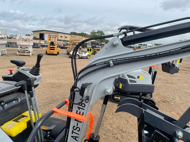 #2032-•-unused-2026-ats-mini-excavator-image-7