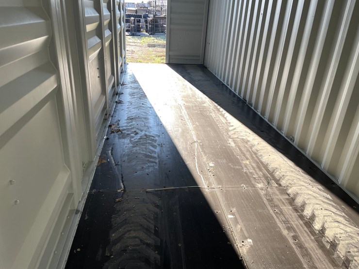 #1000-•-40'-high-cube-multi-door-single-use-shipping-container-image-17