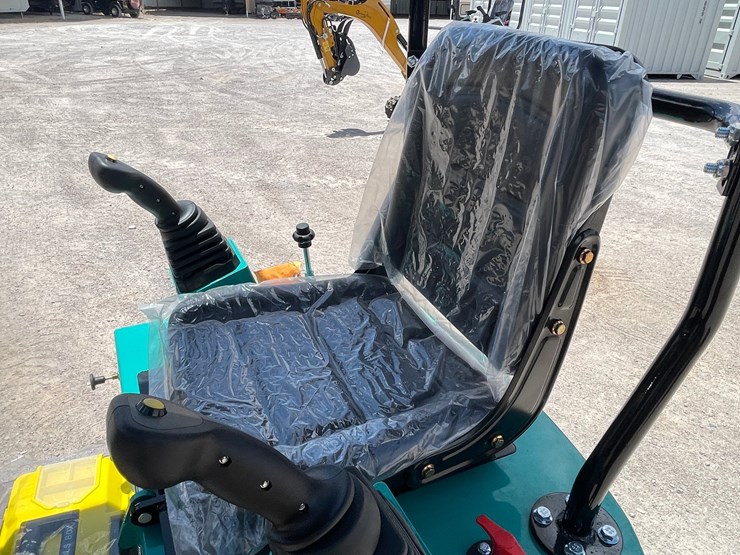 #2653-•-unused-cfg-mini-excavator-image-12