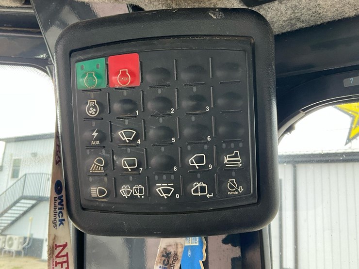 2014-deere-650k-xlt-image-49