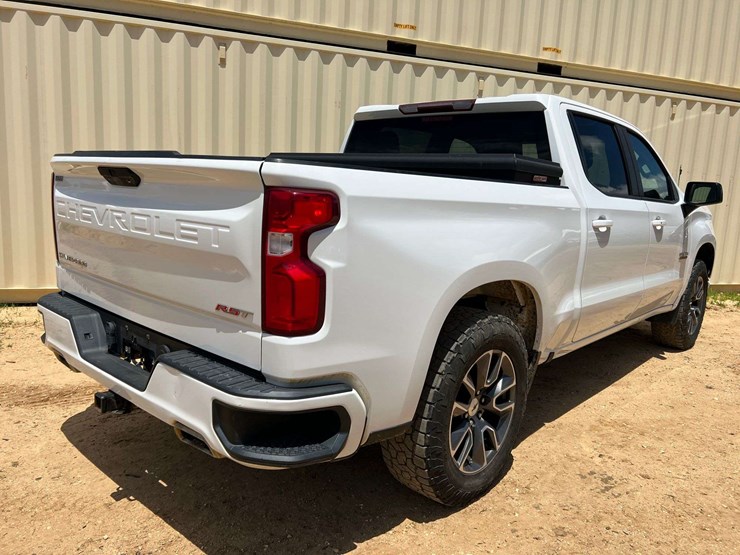 2021-chevrolet-silverado-1500-image-3