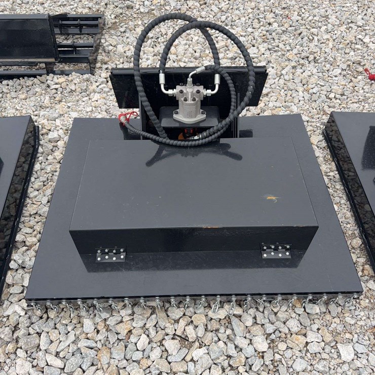 Hydraulic Brush Cutter Attachment for Mini Skid Steer