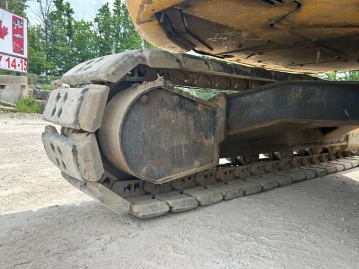 2014-deere-85g-image-82