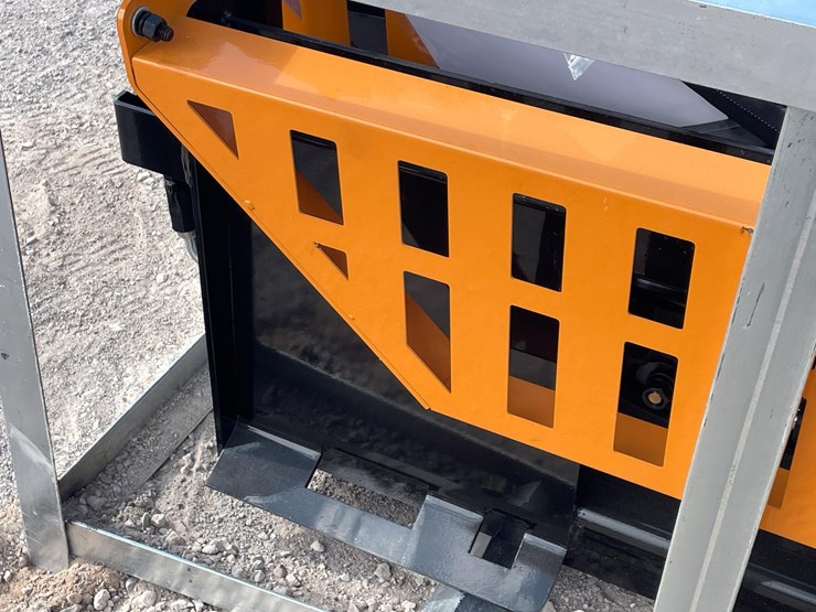 #2780-•-unused-2026-wolverine-adjustable-hydraulic-pallet-fork-attachments-image-15
