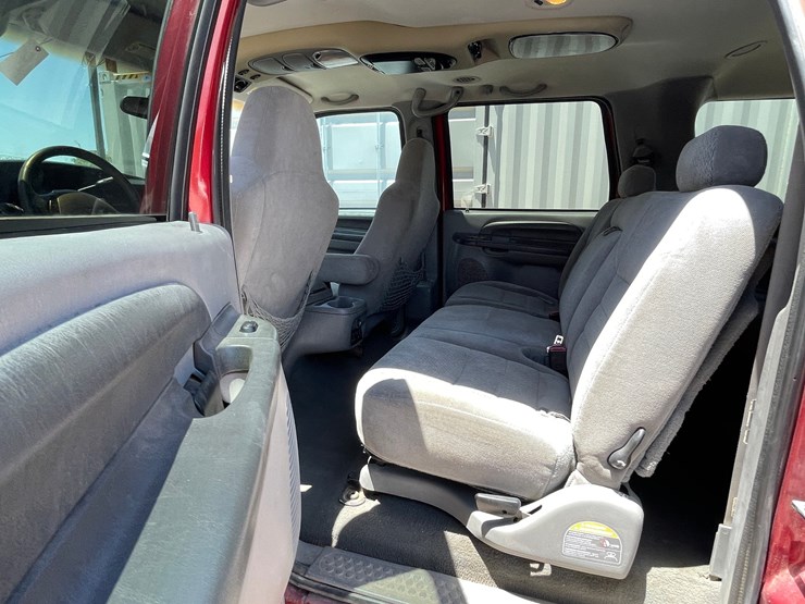 2002-ford-excursion-image-19