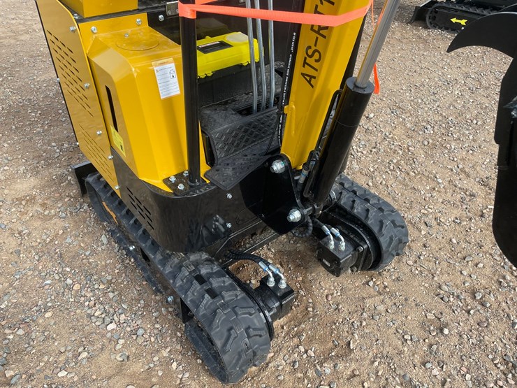 #2038-•-2026-cfg-h13r-mini-excavator-image-8