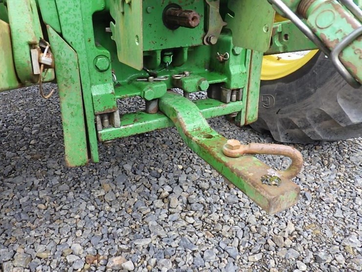 john-deere-210-image-25
