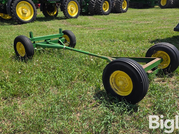 john-deere-running-gear-trailer-image-7