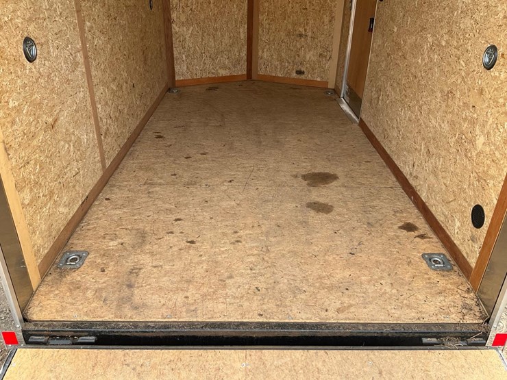 2024-haulin-31'-x-102"-image-44