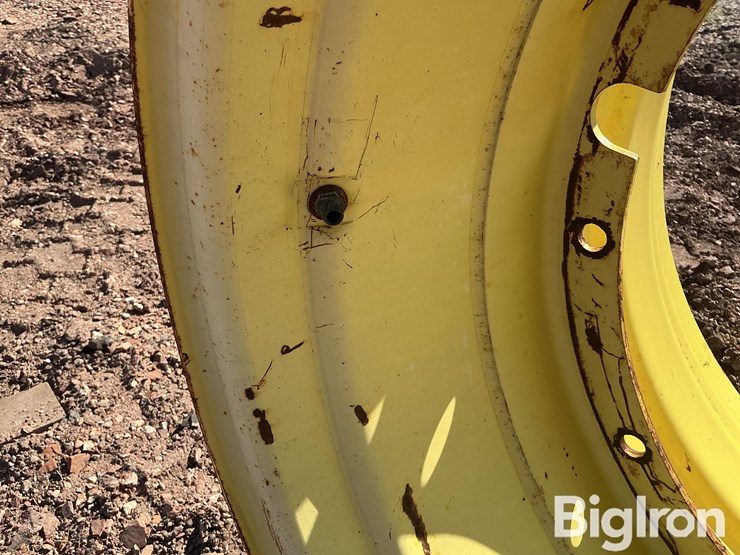john-deere-25-image-10