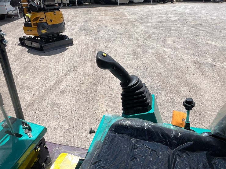 #2653-•-unused-cfg-mini-excavator-image-10