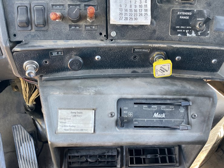 mack-dm688s-image-63