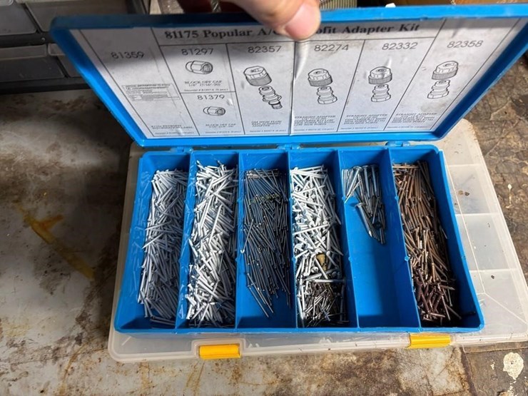 bolt-bin,-framing-nails-&-other-hardware-image-2