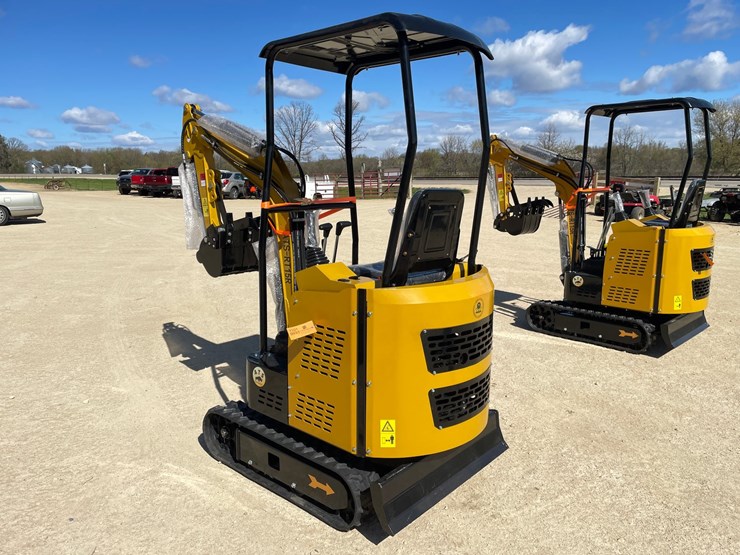 #1101-•-new-ats-rt15r-mini-excavator-image-5