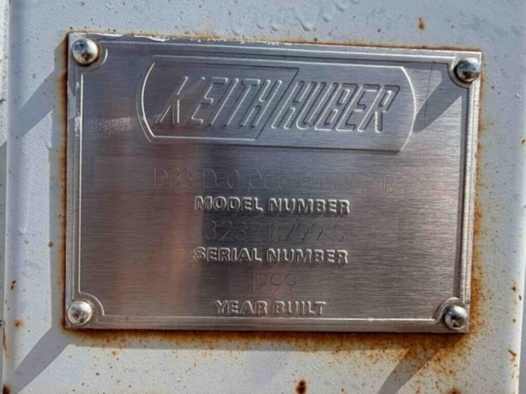 1992-peterbilt-379-image-12