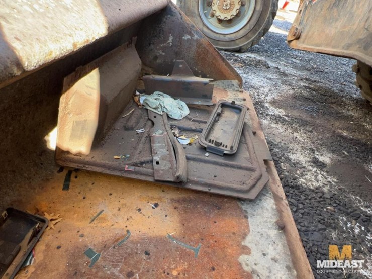 2017-bobcat-t870-image-8