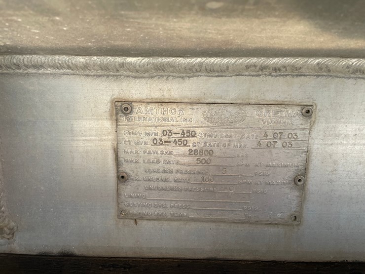 #6152-•-2002-mack-rd-model-fuel-tanker-truck-(has-title)-image-33