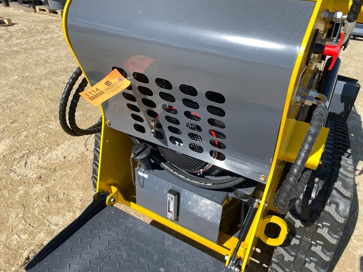 #1114-•-new-ats-ride-on-mini-skid-steer-loader-image-22