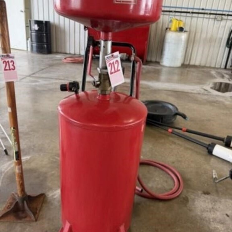 Lincoln oil drain barrel