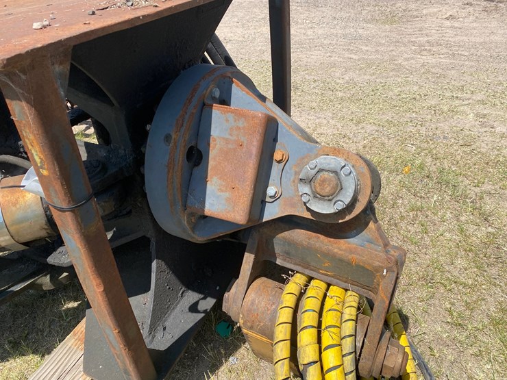 #7078-•-rotoback-pulp-grapple-bucket-with-rotator-(deerbrook,-wi)-image-22