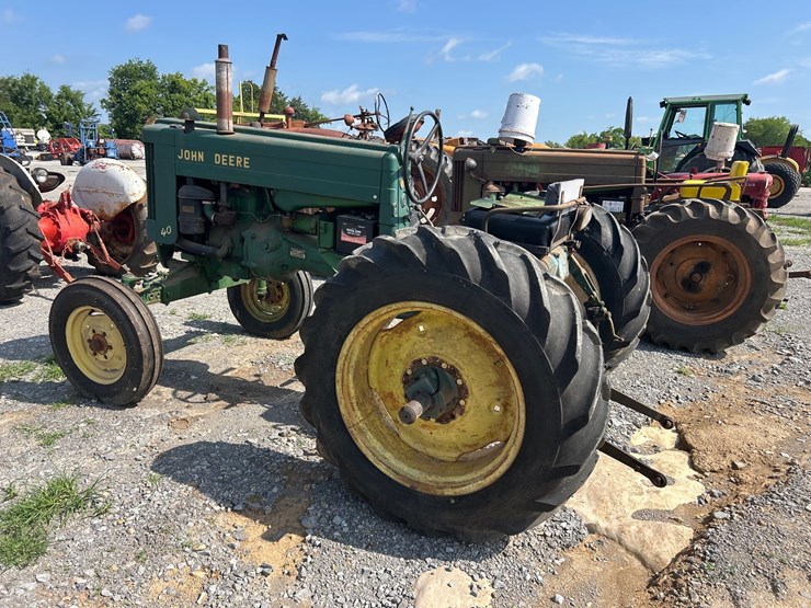 john-deere-420-image-4