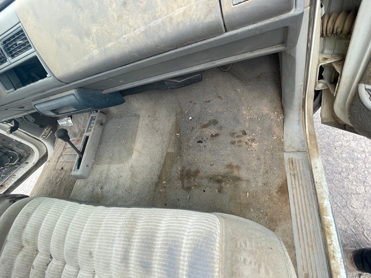 1992-chevrolet-k2500-image-52