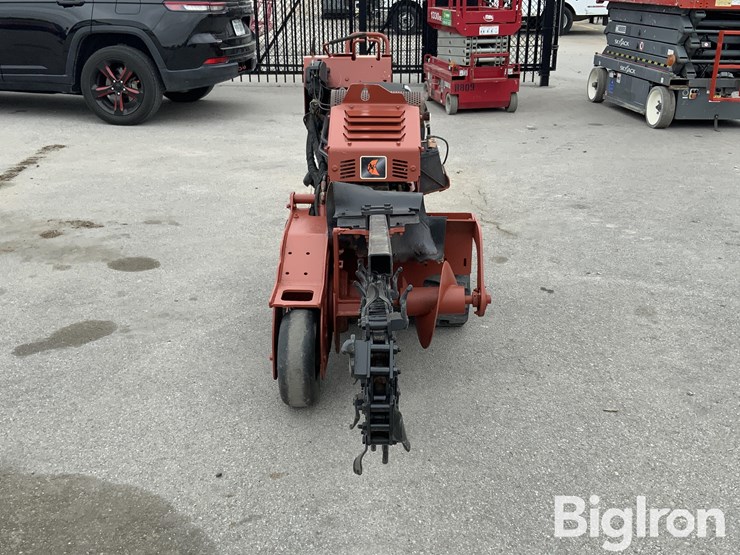 2013-ditch-witch-rt24-image-2