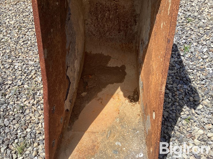 cp-cx135-18”-excavator-bucket-image-10
