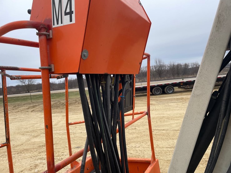#300-•-(m-4)-2018-snorkel-tl49j-towable-boom-lift-image-22