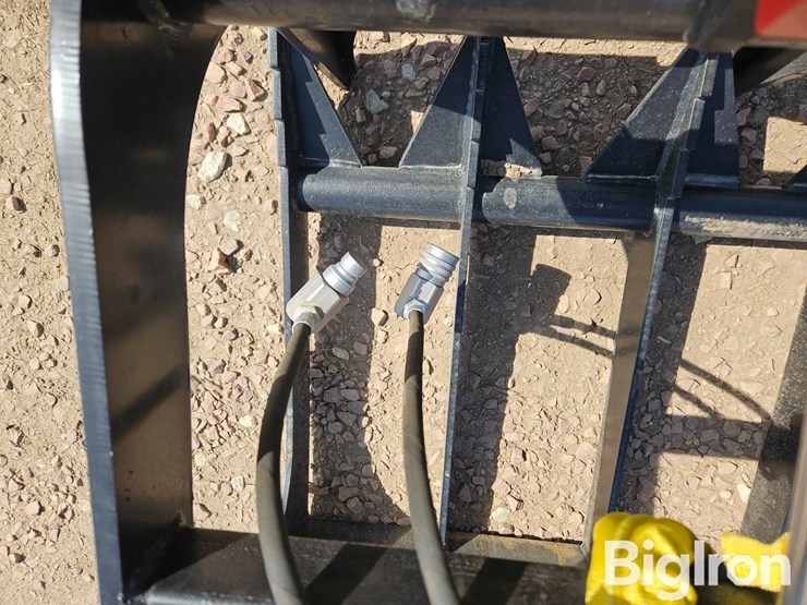 2025-mid-state-#18-e-series-dual-cylinder-brush-grapple-skid-steer-attachment-image-10