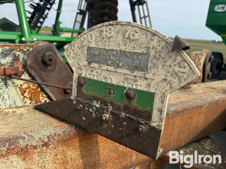 dmi-5-bottom-plow-image-18