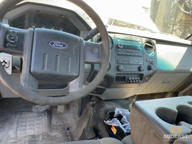 2011-ford-f350-image-18
