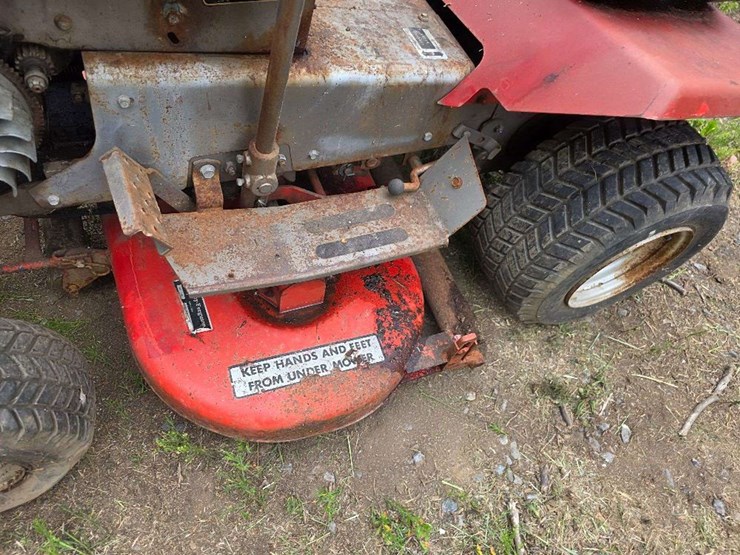 1971-massey-ferguson-7-image-4