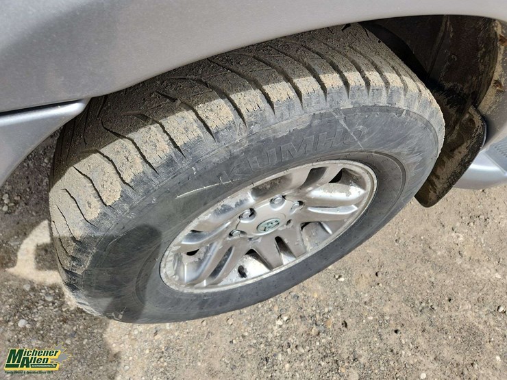 2002-toyota-sequoia-limited-image-10