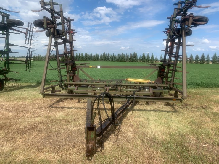 john-deere-110-image-2