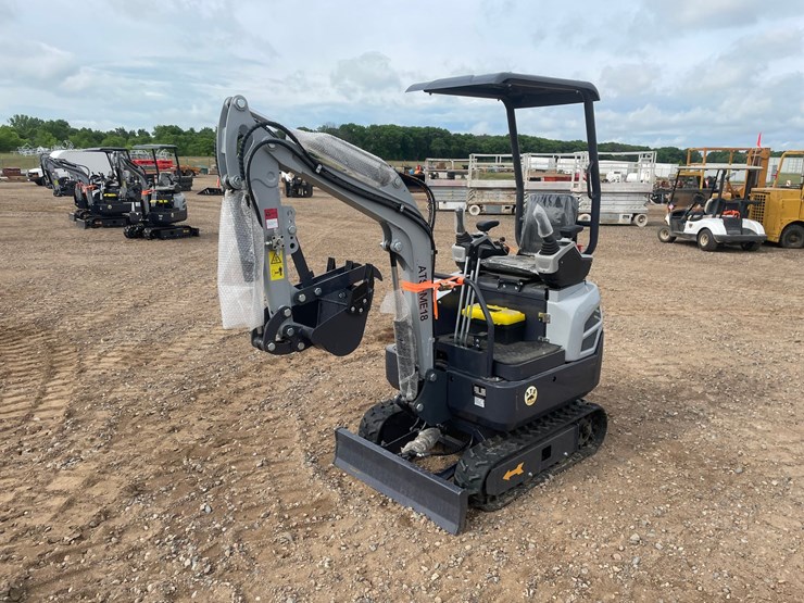 #2028-•-unused-2026-rt15r-ats-mini-excavator-image-1