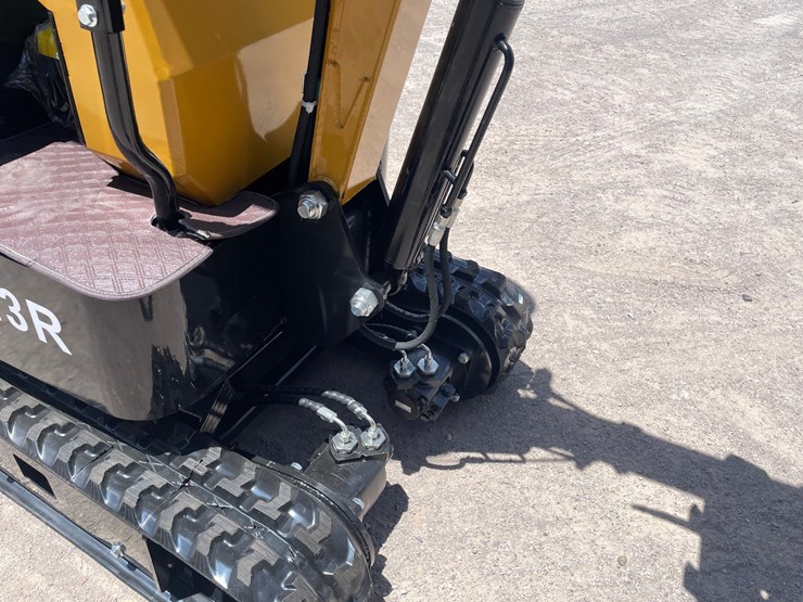 #2651-•-unused-cfg-mini-excavator-image-26