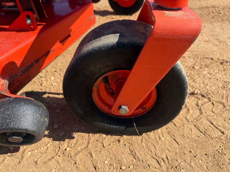 2017-badboy-mz-magnum-54"-cut-zero-turn-mower-image-10
