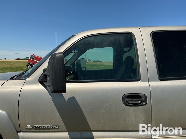 2001-chevrolet-2500-image-15